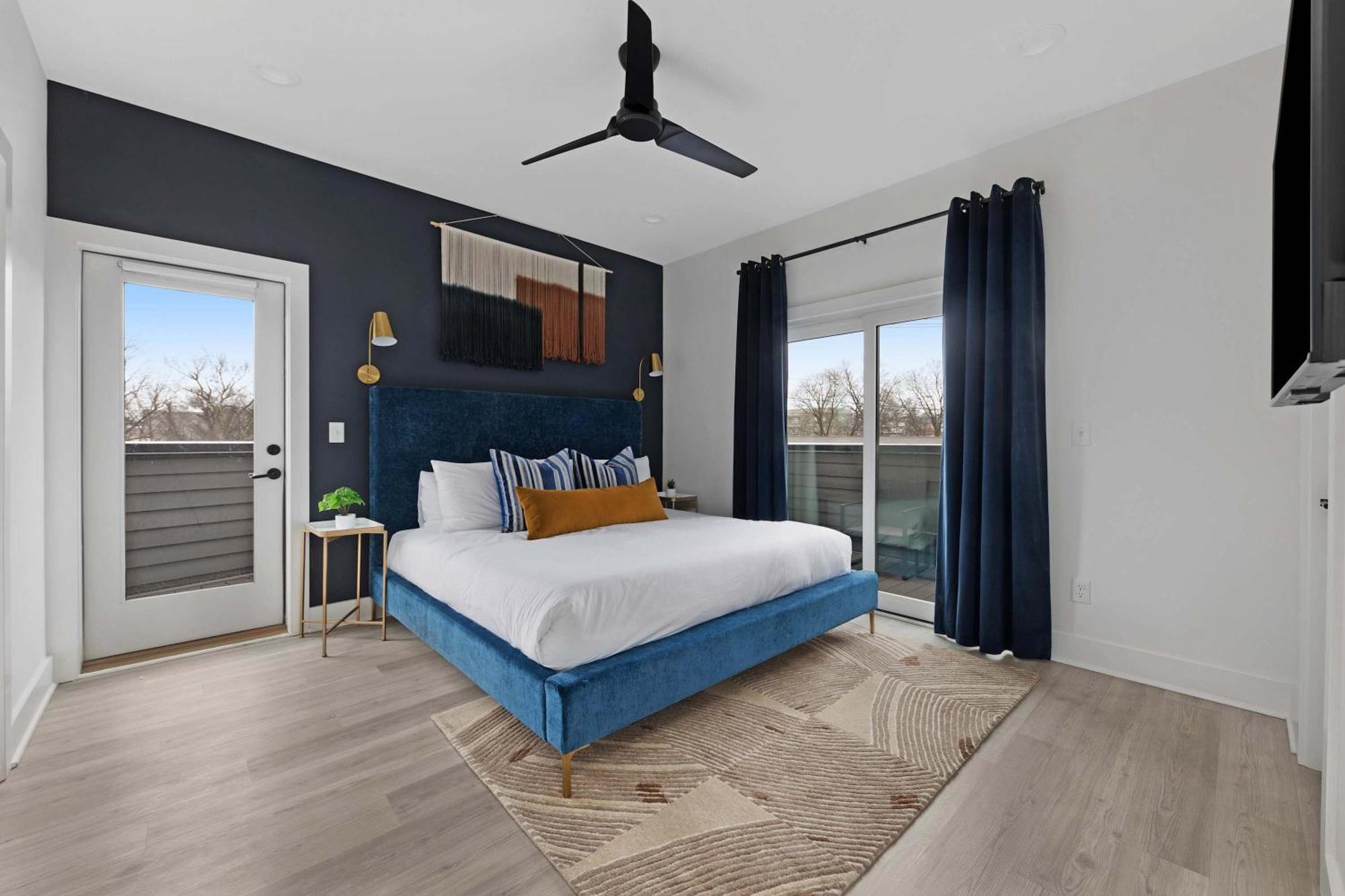 The Trillium & The Iris - 2 Homes 6 Bedrooms *