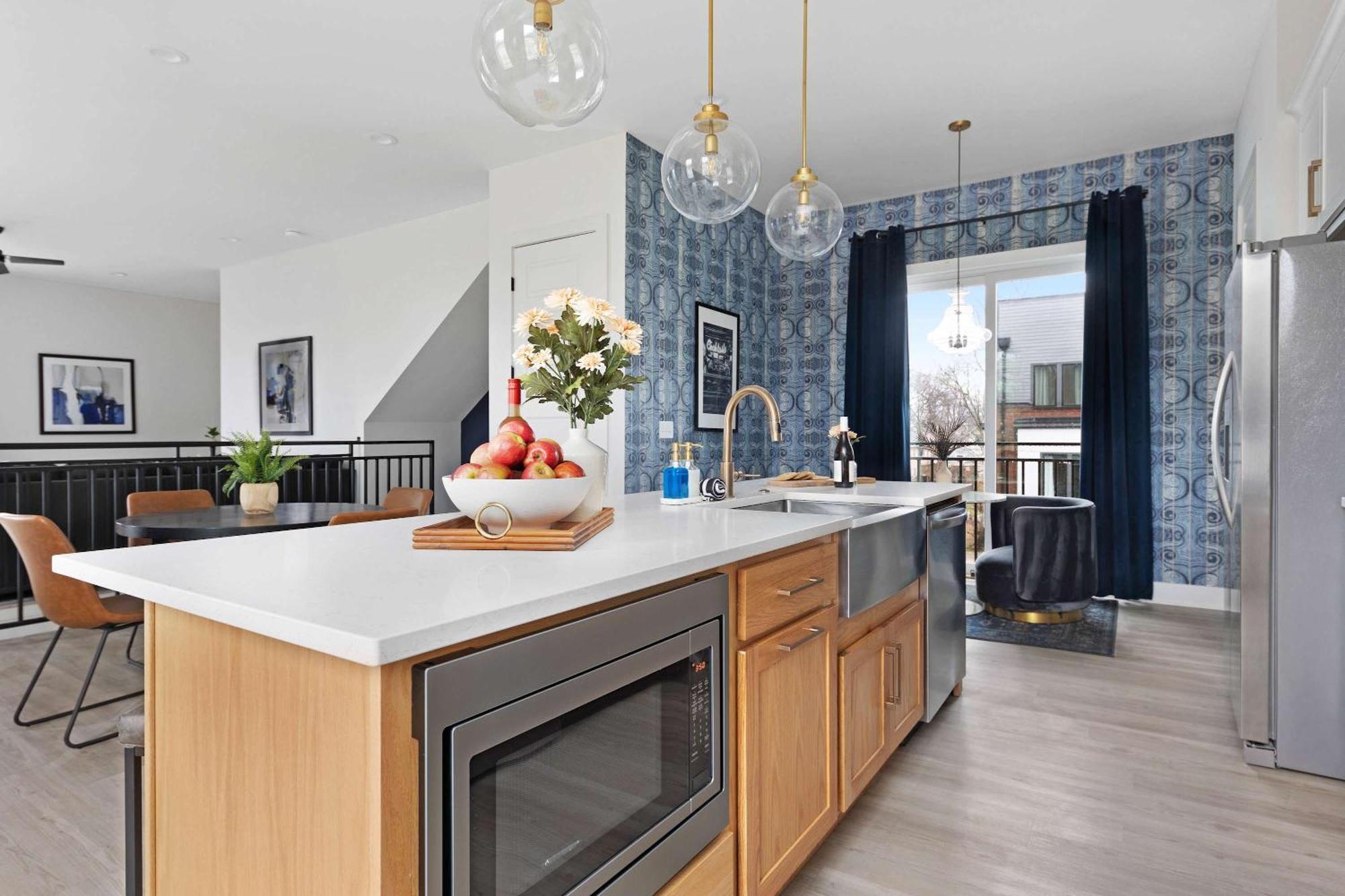 The Trillium & The Iris - 2 Homes 6 Bedrooms Holiday home *