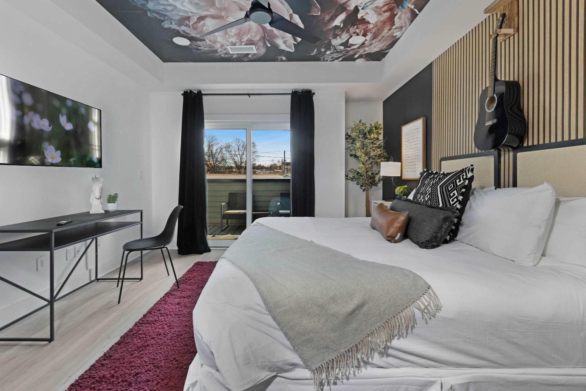 The Trillium & The Iris - 2 Homes 6 Bedrooms