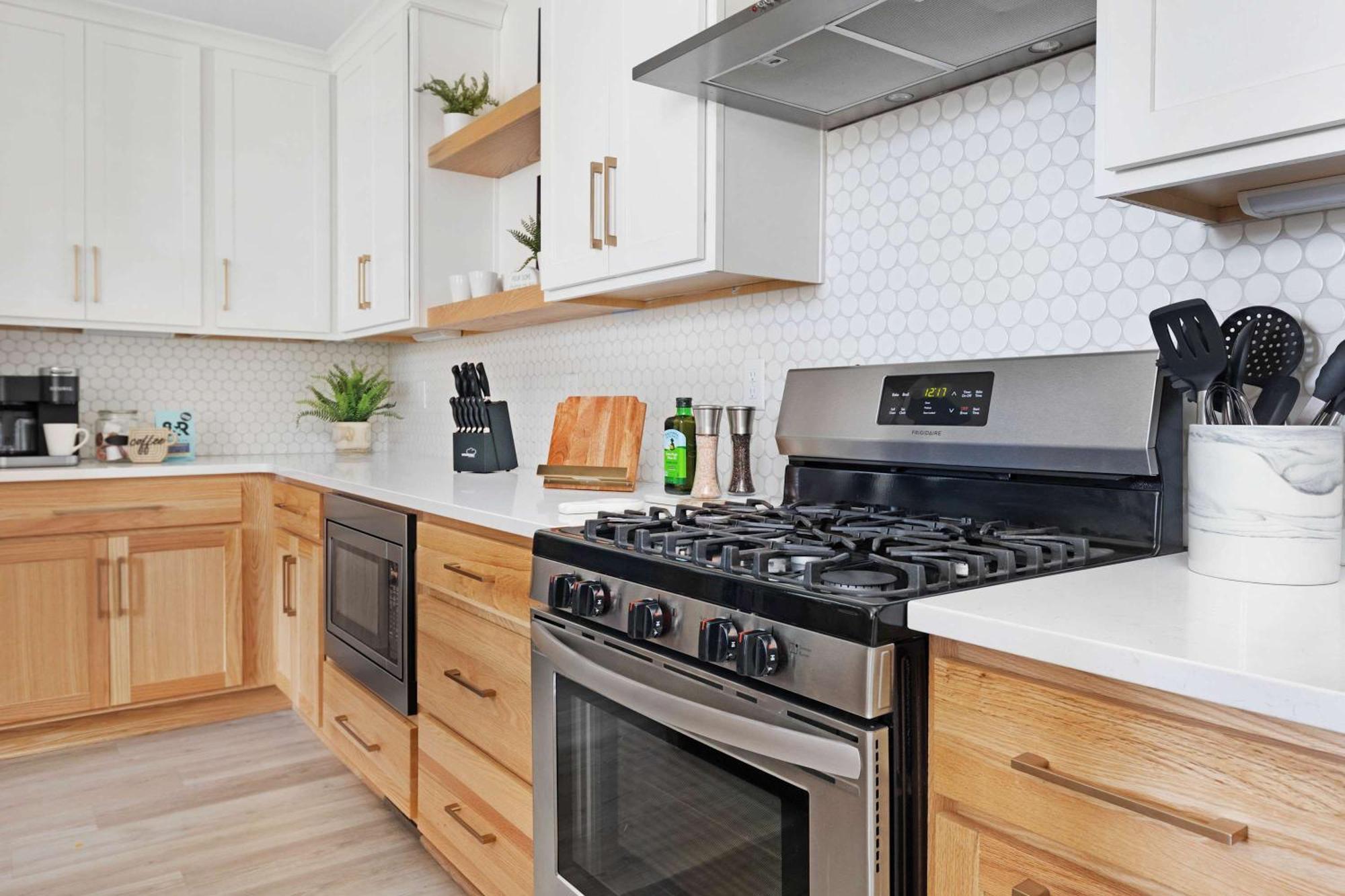 The Trillium & The Iris - 2 Homes 6 Bedrooms Nashville