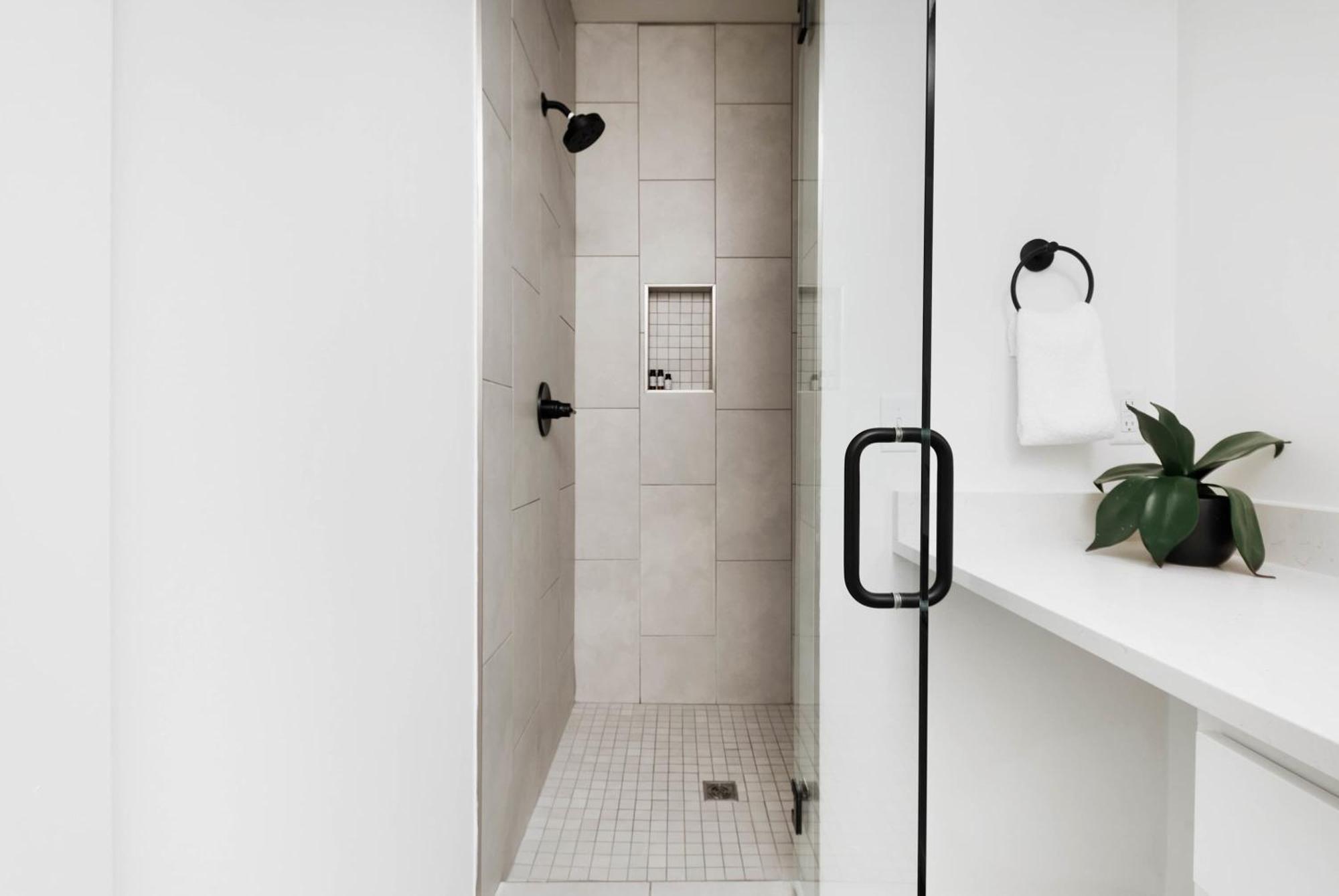 Holiday home The Trillium & The Iris - 2 Homes 6 Bedrooms