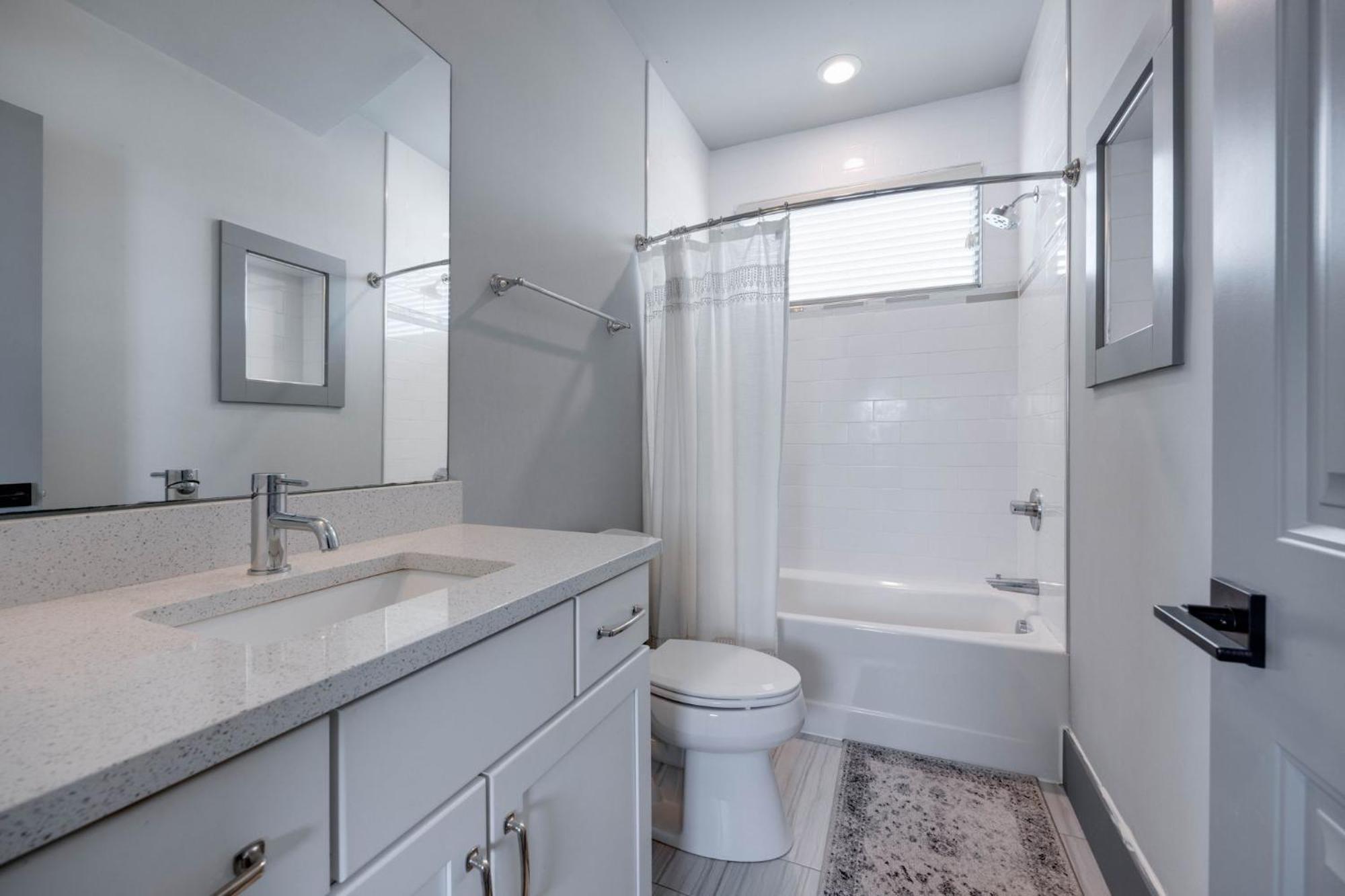 Gns Essentials - - 1011 Southside Ct - Main House Nashville