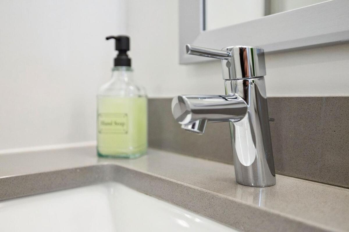 Modern Townhome 2 Miles South Of Downtown And Broadway Ave Apartment Nashville