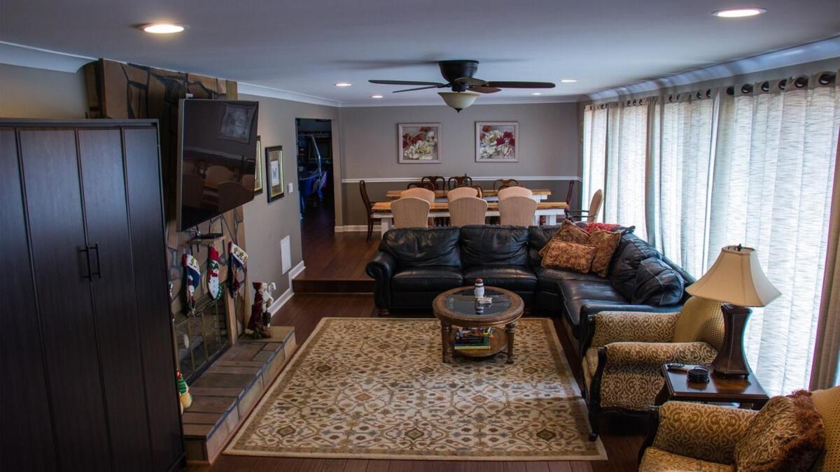 Hall Of Fame Private Resort-9 Miles To Downtown Pools Arcade Holiday home *