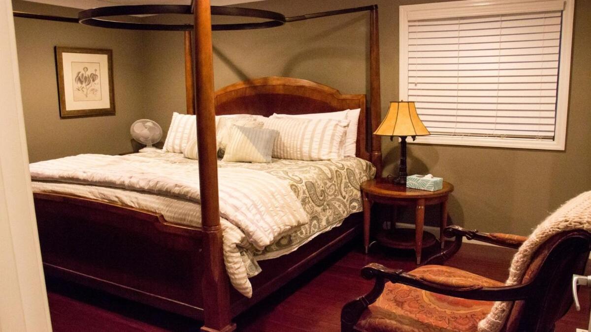 Holiday home Hall Of Fame Private Resort-9 Miles To Downtown Pools Arcade *