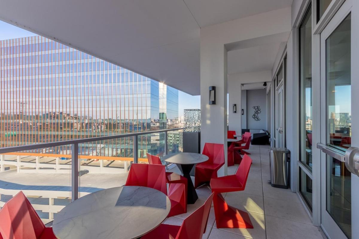 Apartment Corporate Chic Walkable And Quiet *