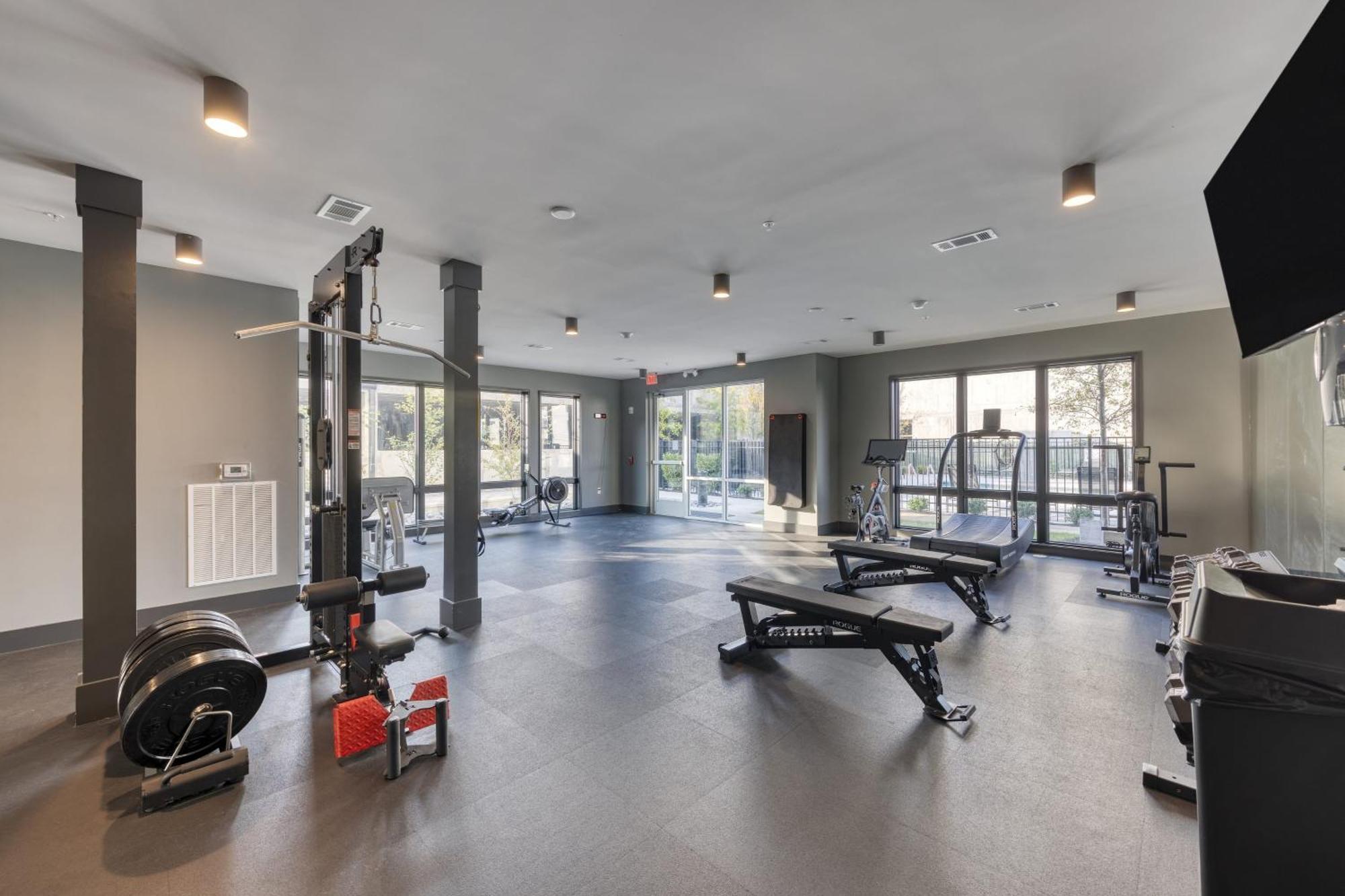 Sleeps 18 3 Modern Midtown W Gym Pool Walkable To Shops Eats *