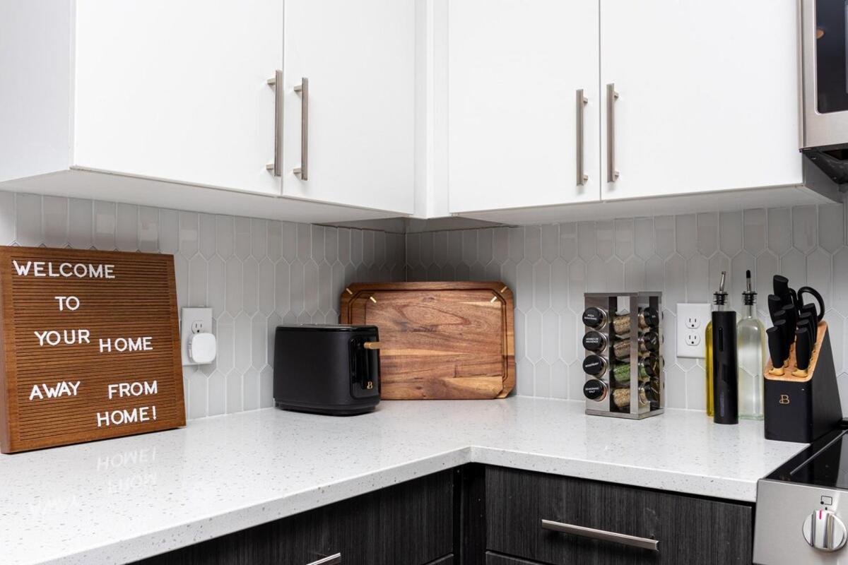 Apartment Music Vibes 2br 2ba Near Downtown *