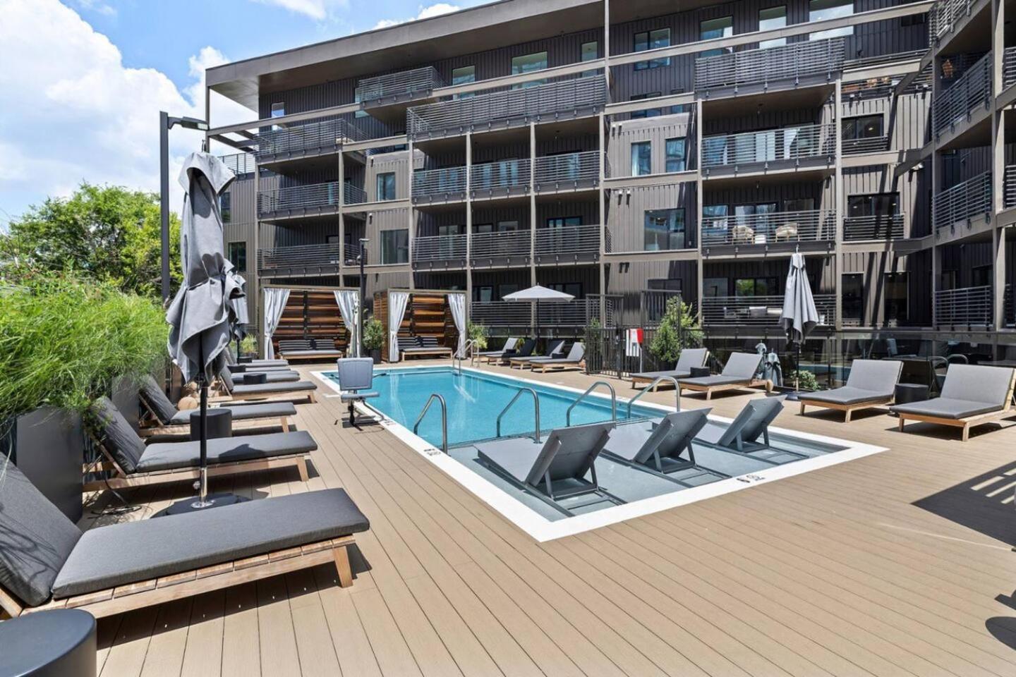 Music Haven - 3bd Mins To Broadway Pool Holiday home