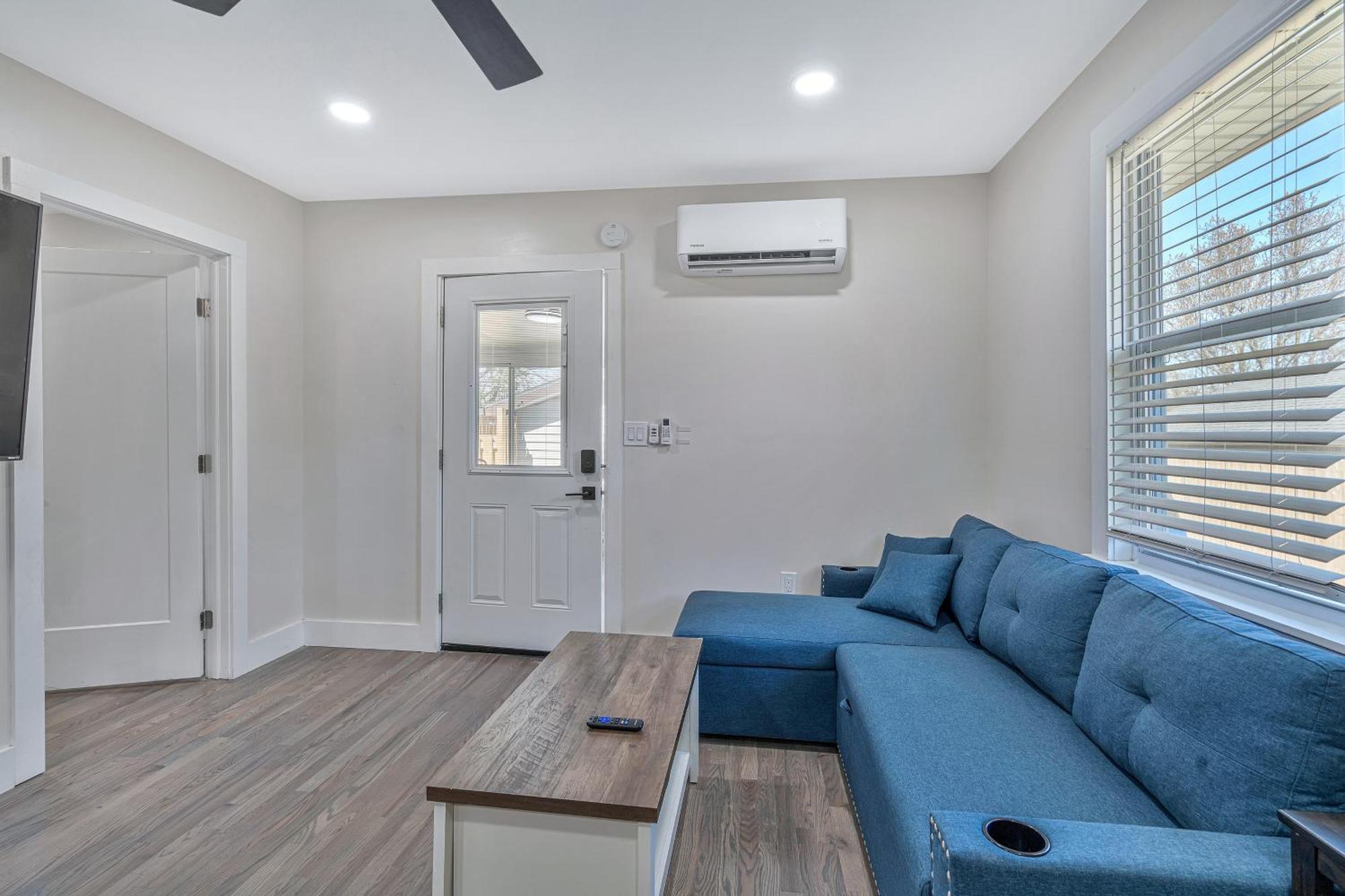 Cute, Charming, West Nash,1 Bed 1bath , Private Fenced Yard Nashville