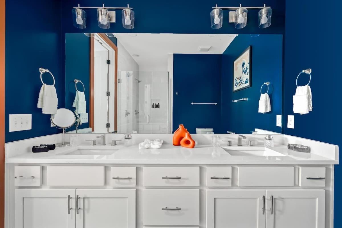 Holiday home Chic Oasis 2 Miles From Dt - Pool Table - B-dashy