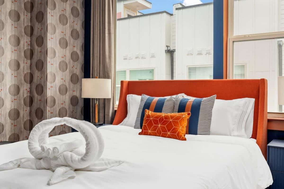 Chic Oasis 2 Miles From Dt - Pool Table - B-dashy Nashville