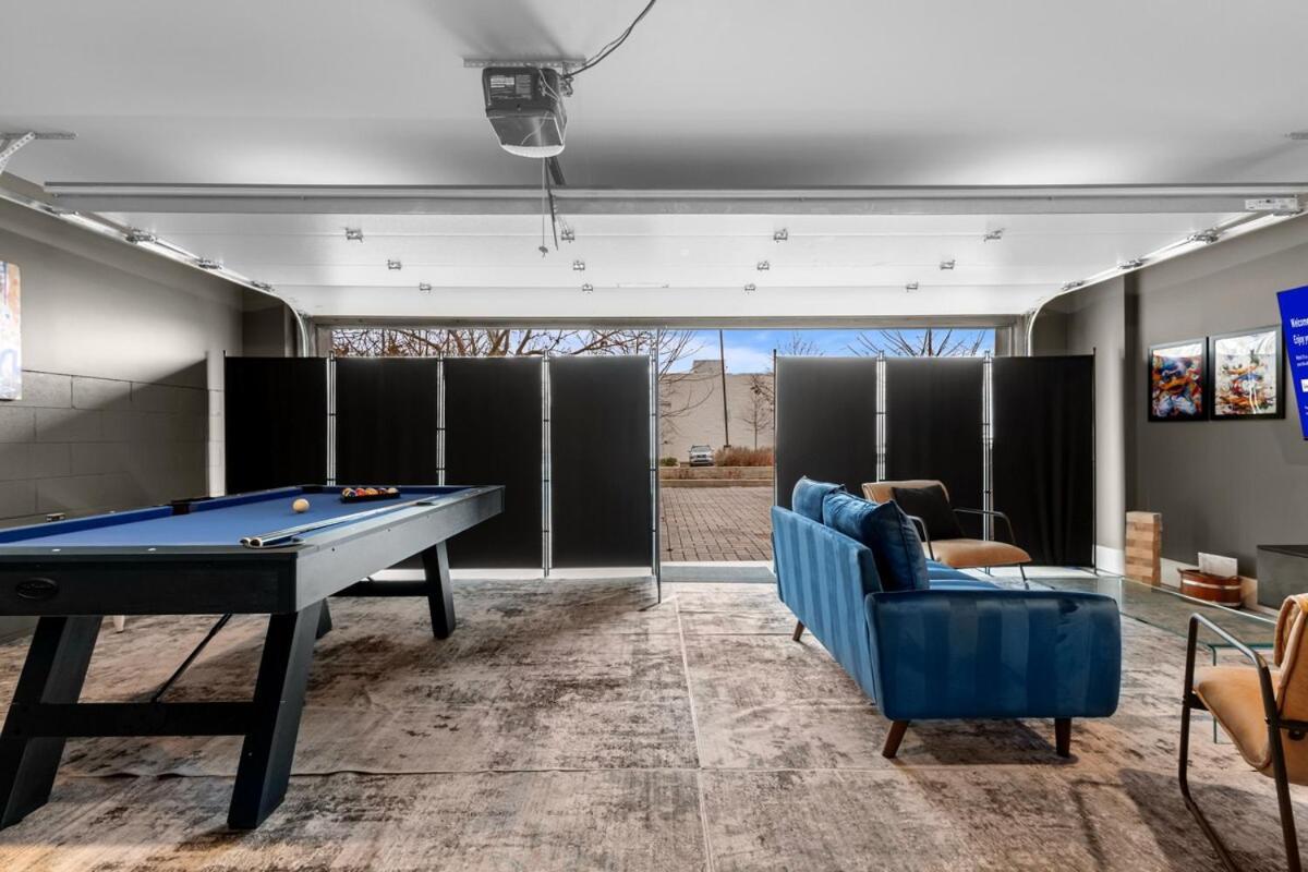 14 Bed Luxe Retreat With Game & Perfect For Large Groups! * Nashville