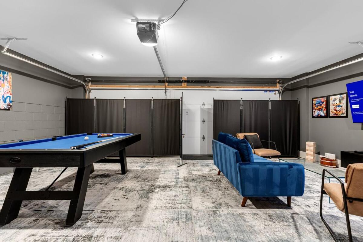 14 Bed Luxe Retreat With Game & Perfect For Large Groups! Nashville