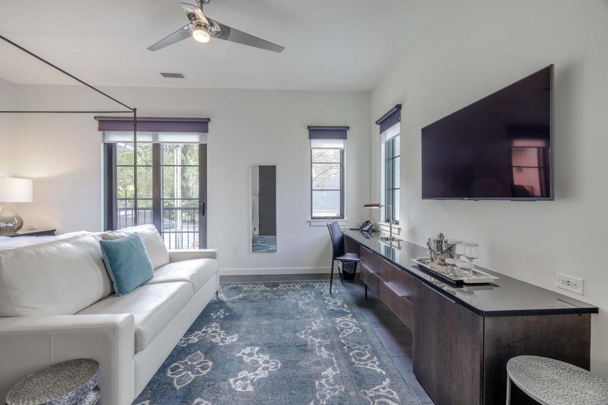 121 Floor 1 2 By Avantstay Sleeps 34 10 Units In Nashville