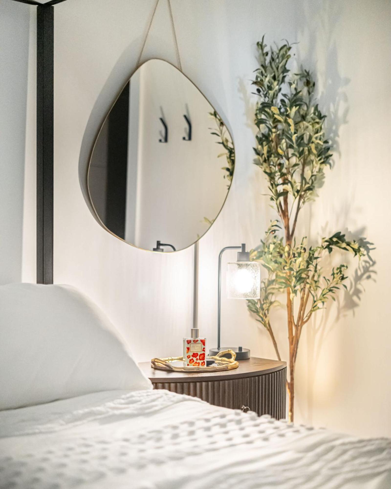 Cental Luxe 2 Bed 2 Bath Apartment Nashville