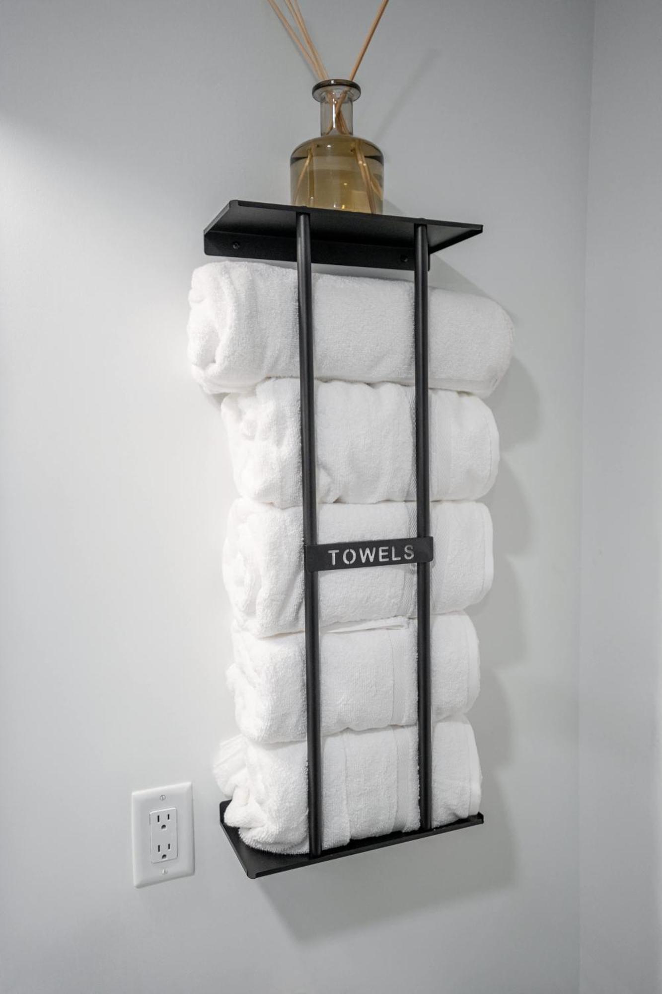 Cental Luxe 2 Bed 2 Bath