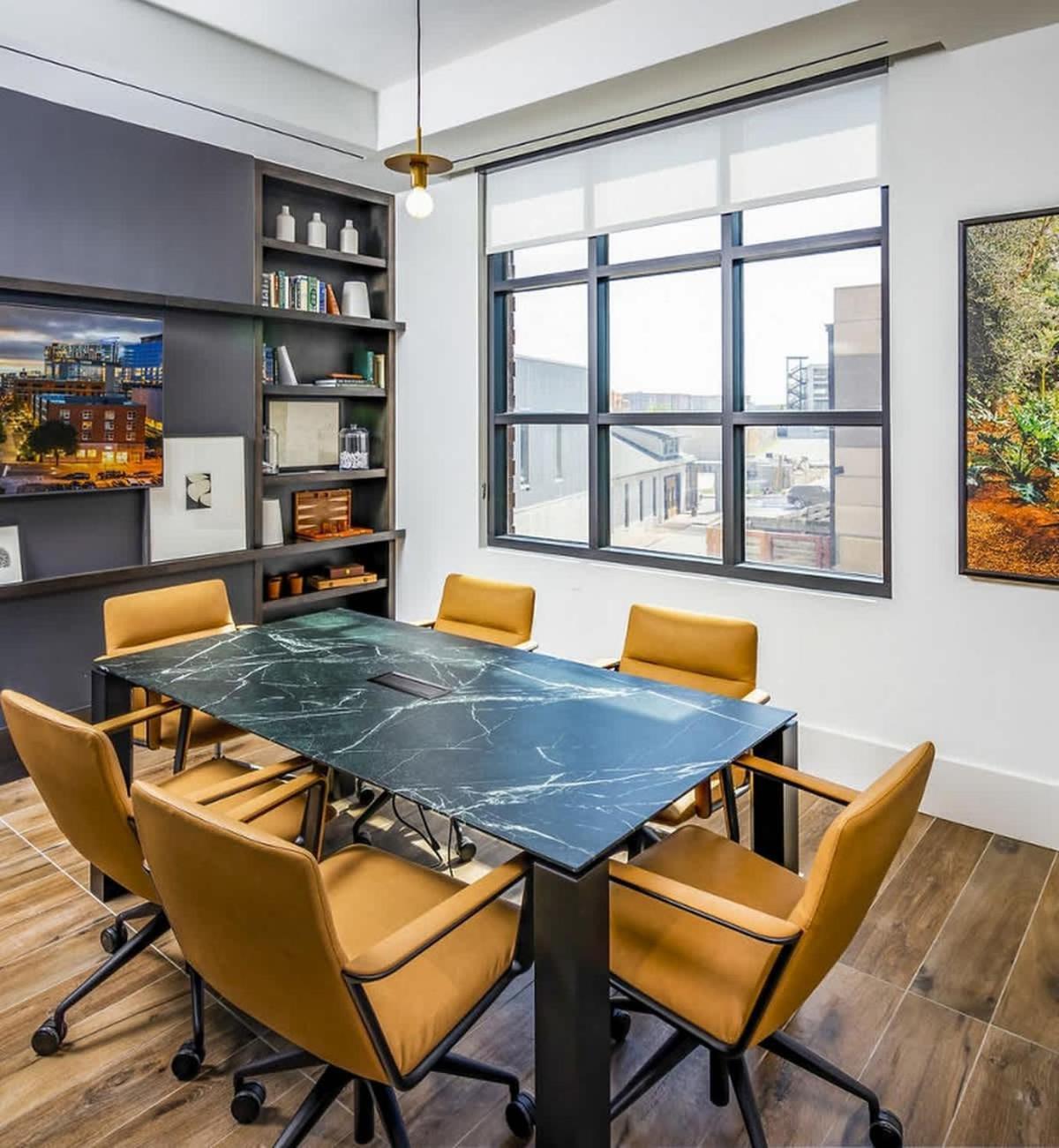 Cental Luxe 2 Bed 2 Bath Nashville