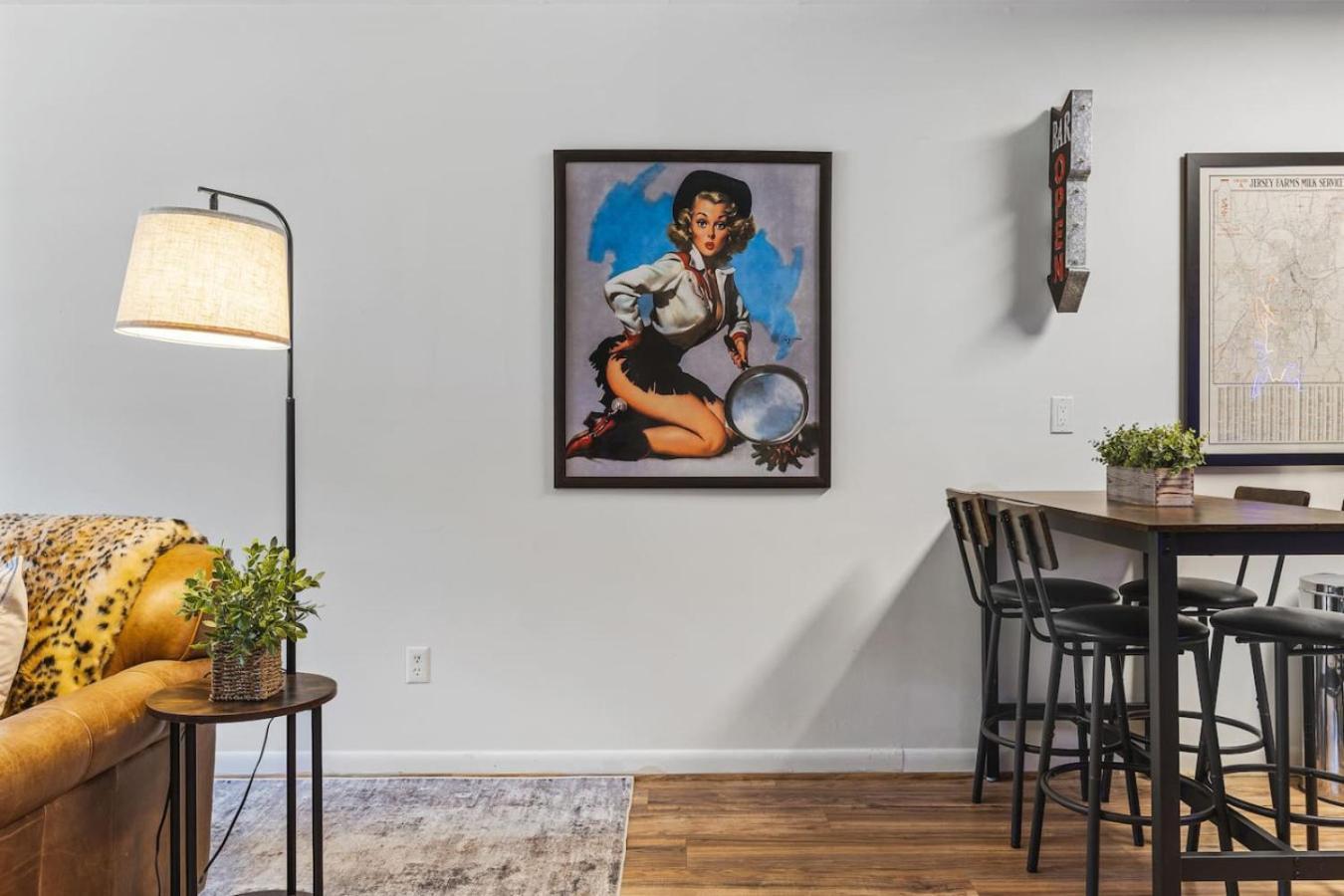 Holiday home Cozy By Music Row Walk To Restaurants And Bars