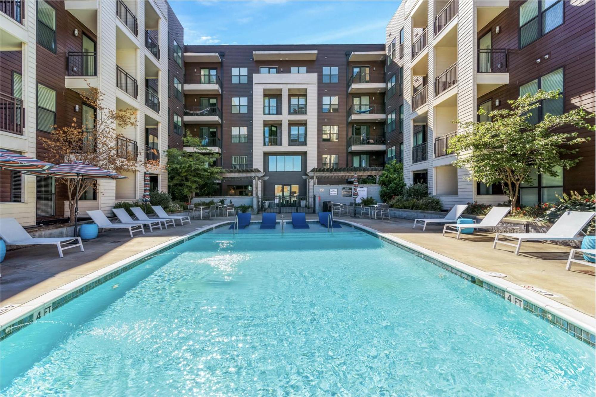 Apartment In Midtown