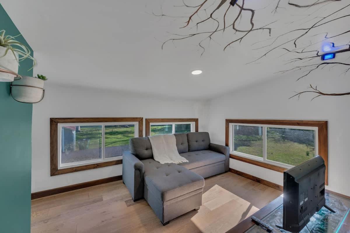 River Rustic Retreat - 15 Mins From Dt *