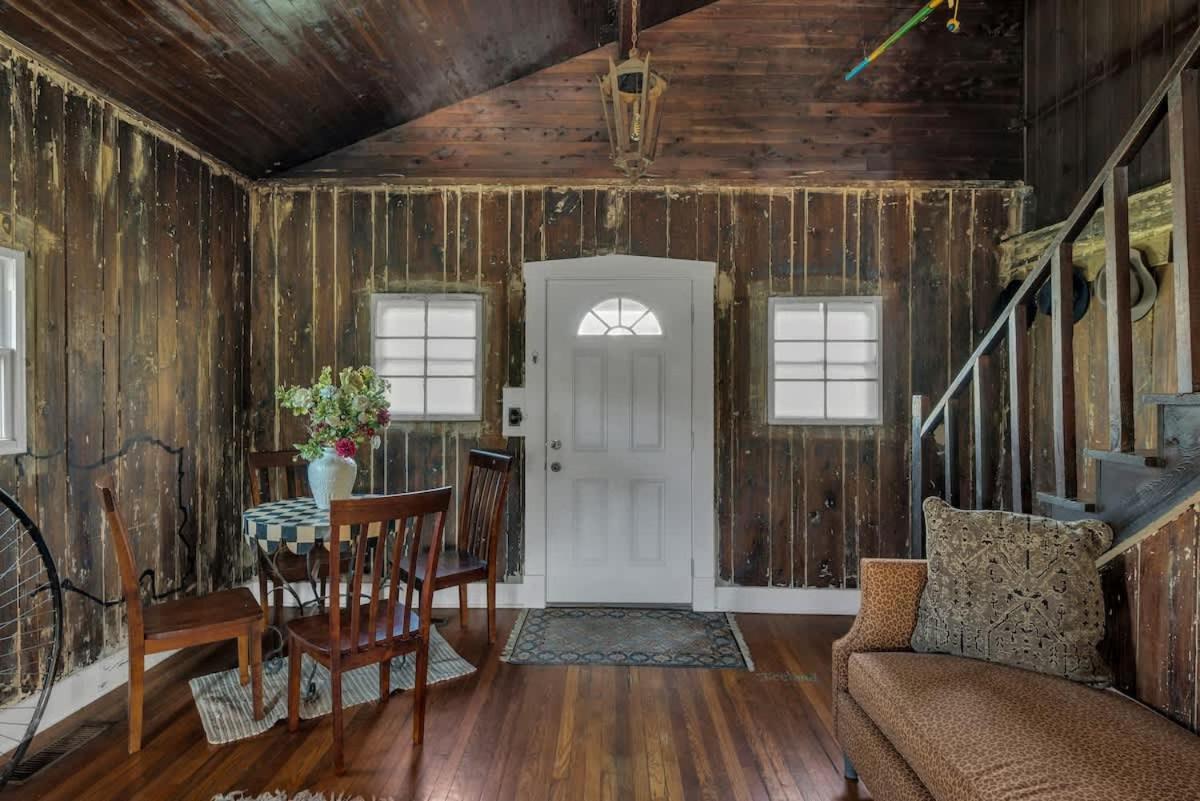 River Rustic Retreat - 15 Mins From Dt Holiday home Nashville