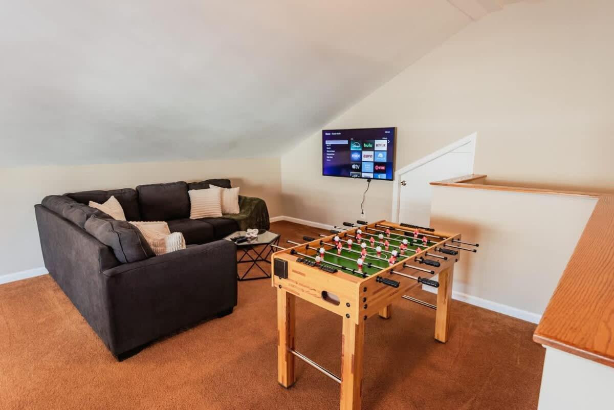 1009 Eastside Vibe - Big & Holiday home