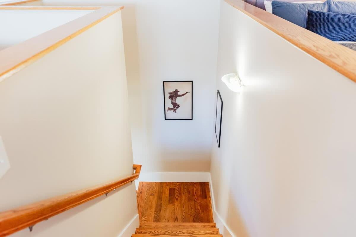 1009 Eastside Vibe - Big & Holiday home *