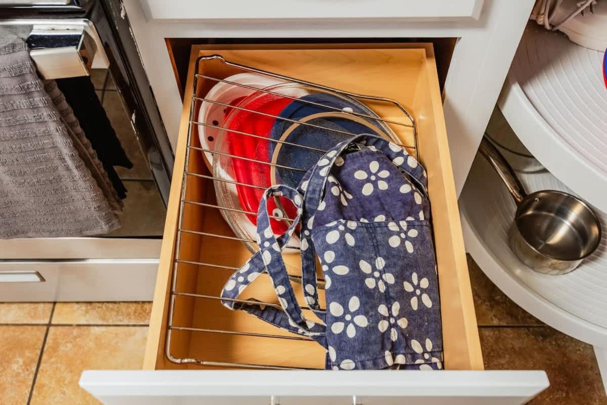 1009 Eastside Vibe - Big & Holiday home *