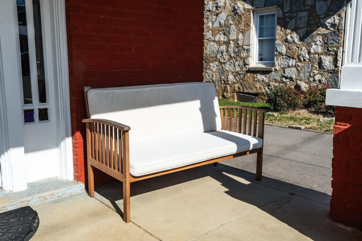 1009 Eastside Vibe - Big & Holiday home *