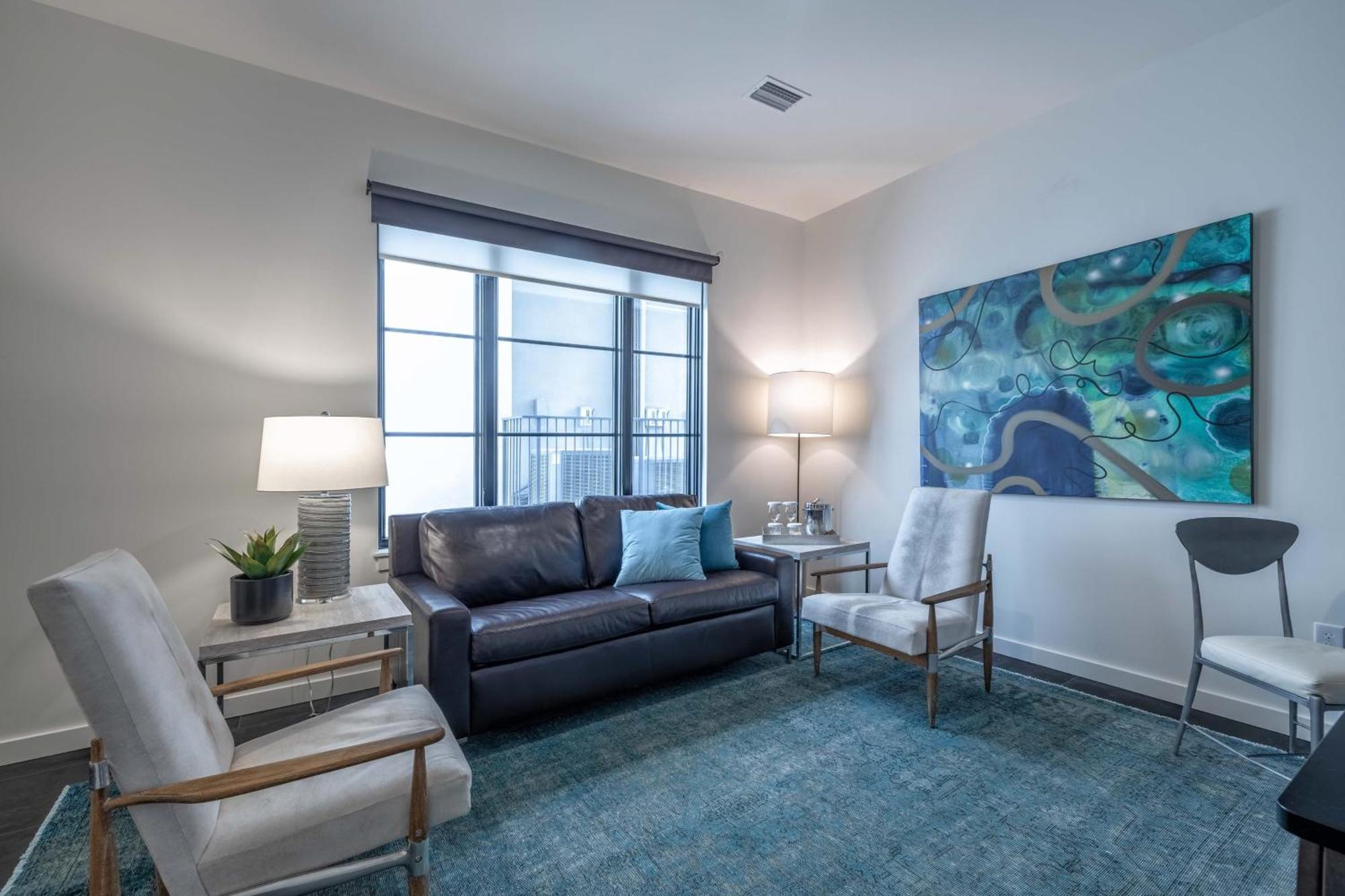 121 Floor 3 Buyout By Avantstay Entire Third Floor Buyout Of 121 Sleeps 18 Hotel *