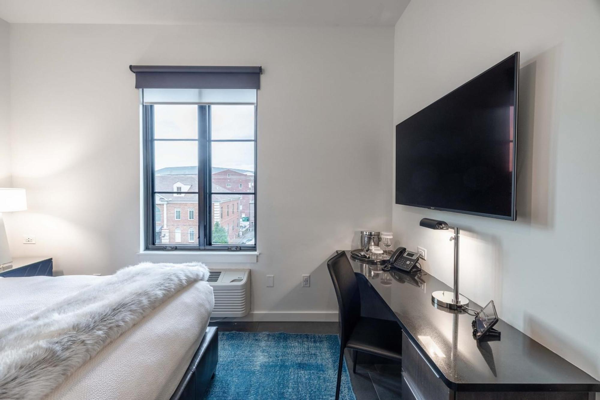 121 Floor 3 Buyout By Avantstay Entire Third Floor Buyout Of 121 Sleeps 18 Hotel Nashville
