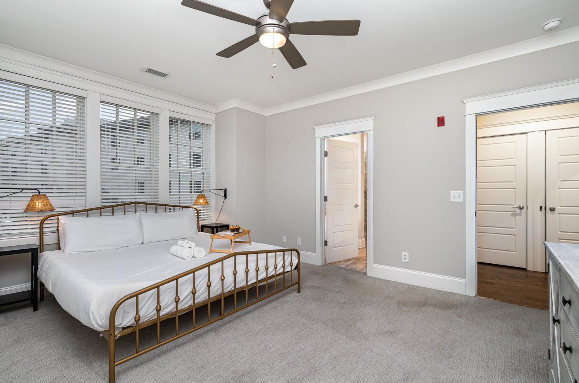 Holiday home Belwood Bloom - 2 Units - Walk To Centennial Park