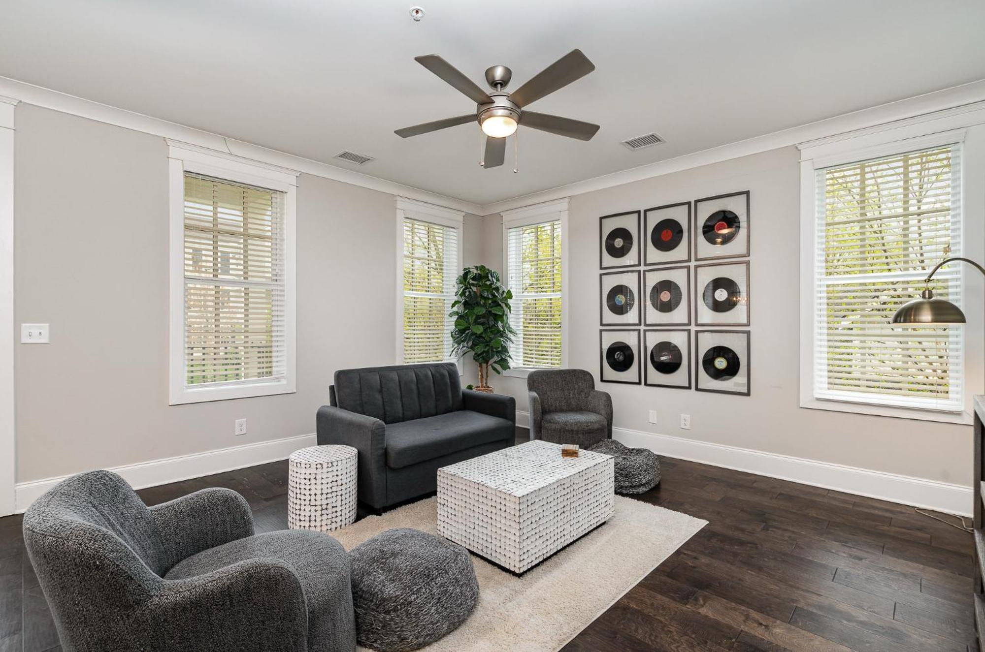 Holiday home Willow-walk To Centennial Park-5 Mins To Broadway Nashville