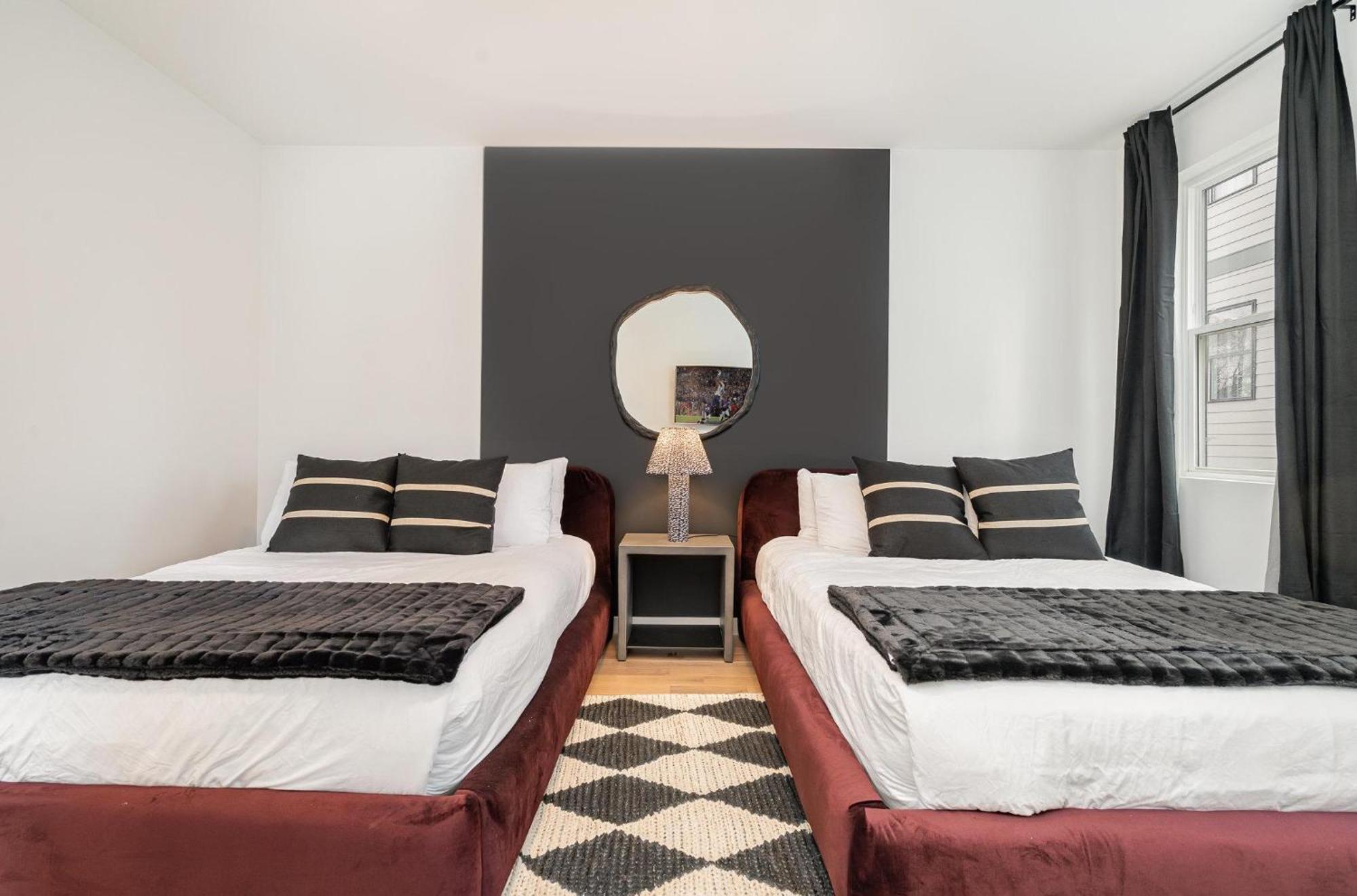 Encore Echo-2 Units-mins To Ted Rhodes Golf Club *