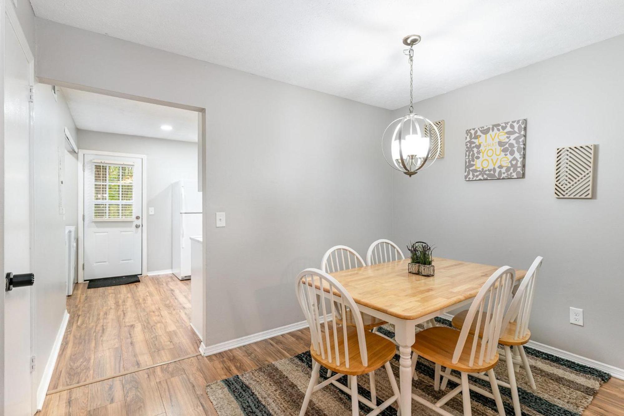 Starling - Sleeps 8 - Mins To Zoo Nashville