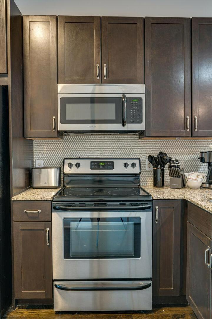 Lofts At 30th - Modernity On West End - 2 Units