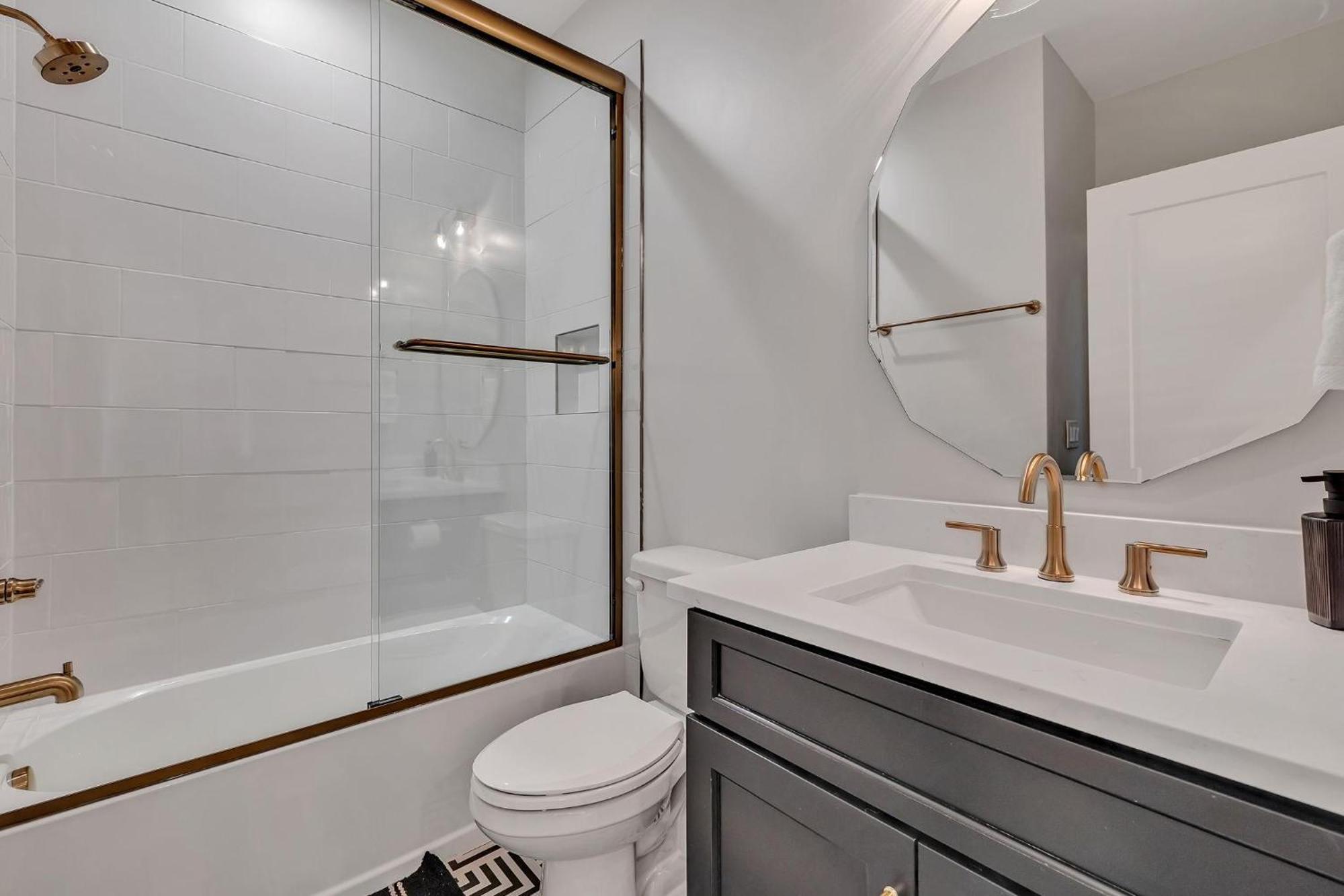 Resonant - 2 Townhomes - 2 Private Rooftop Decks Holiday home Nashville