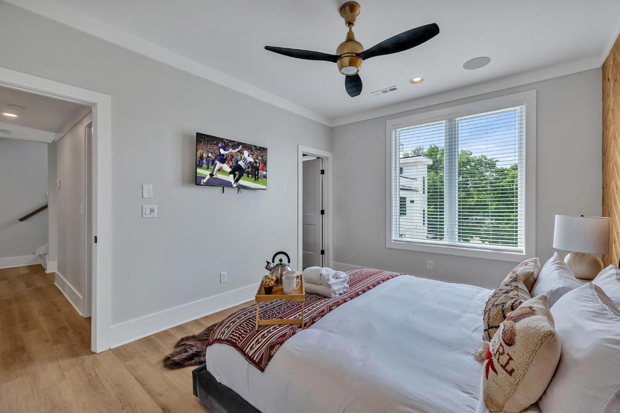 Holiday home Resonant - 2 Townhomes - 2 Private Rooftop Decks