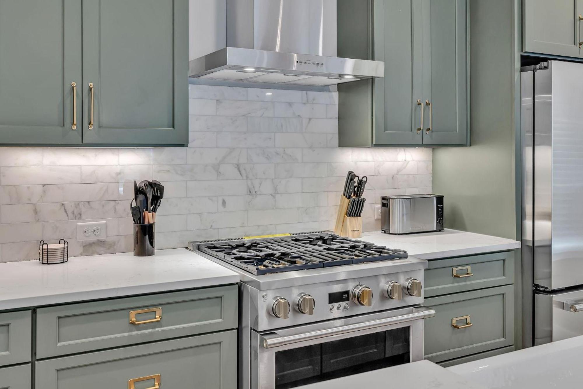 Resonant - 2 Townhomes - 2 Private Rooftop Decks Holiday home *