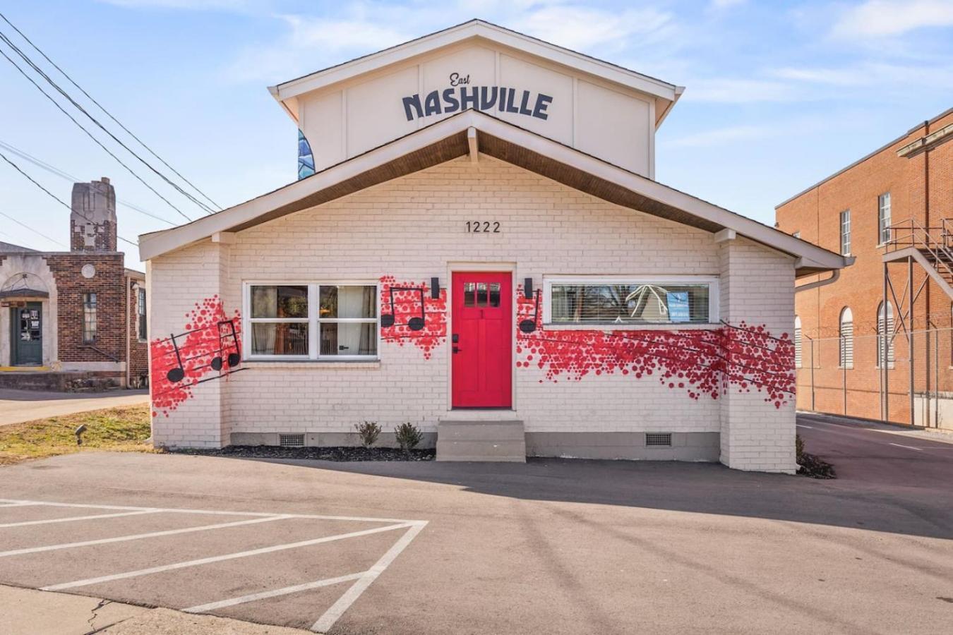 Holiday home Vibrant Multi Building That Sleeps 48 With 7 Units