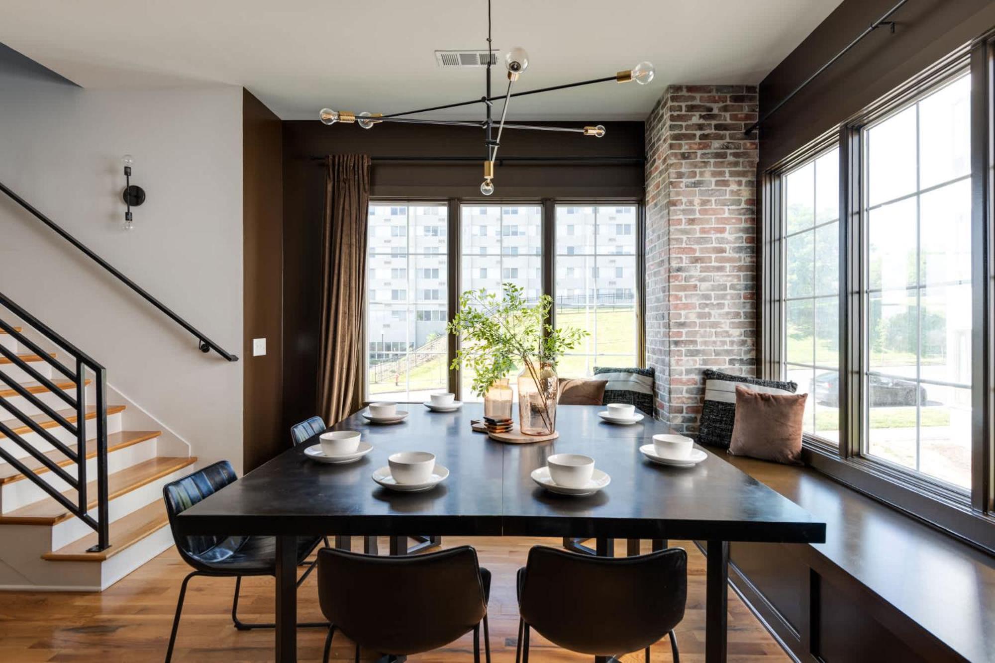 The Gambler - 9 Beds And Mins To Downtown Holiday home Nashville