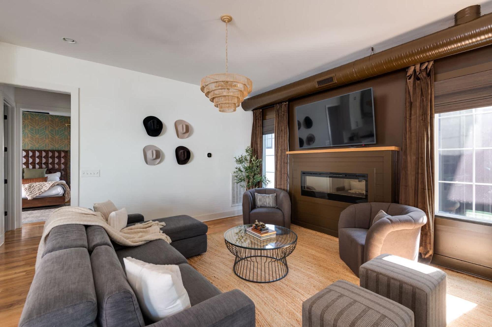 Holiday home The Gambler - 9 Beds And Mins To Downtown *
