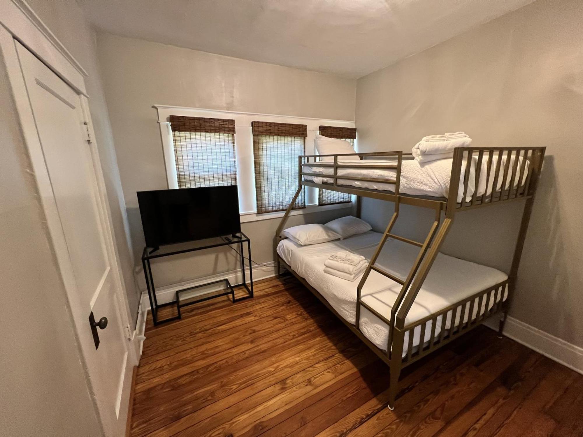 Good Vibes Only Nashville