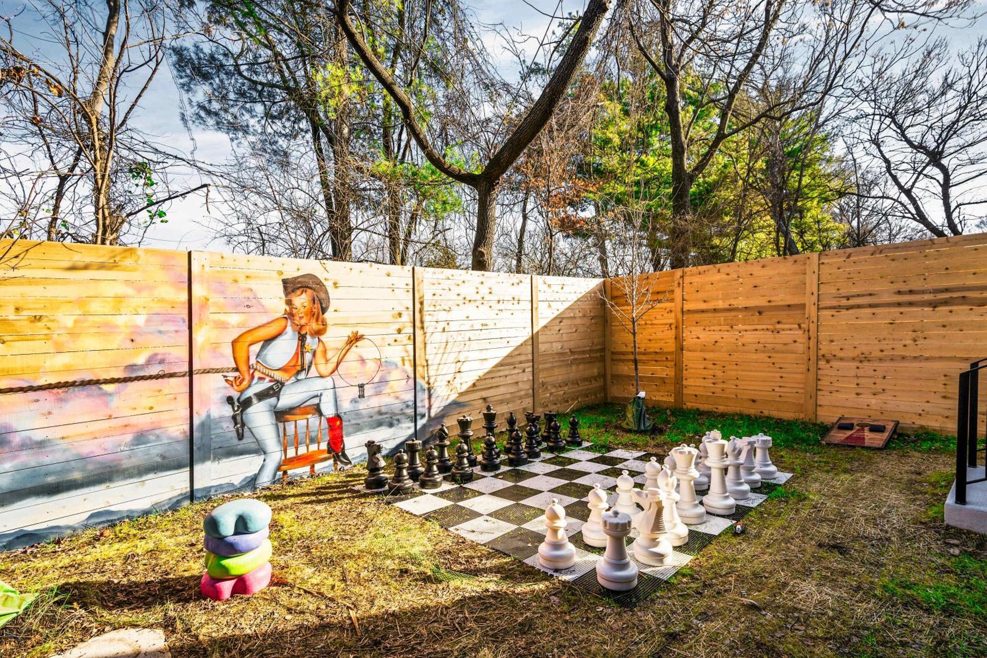 Holiday home Luxury Hot Tub & Rooftop Deck Downtown *