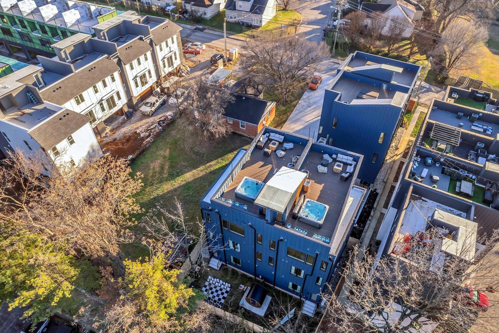 Holiday home Twin Homes Rooftop Deck Hot Tub Outdoor Kitchen Nashville