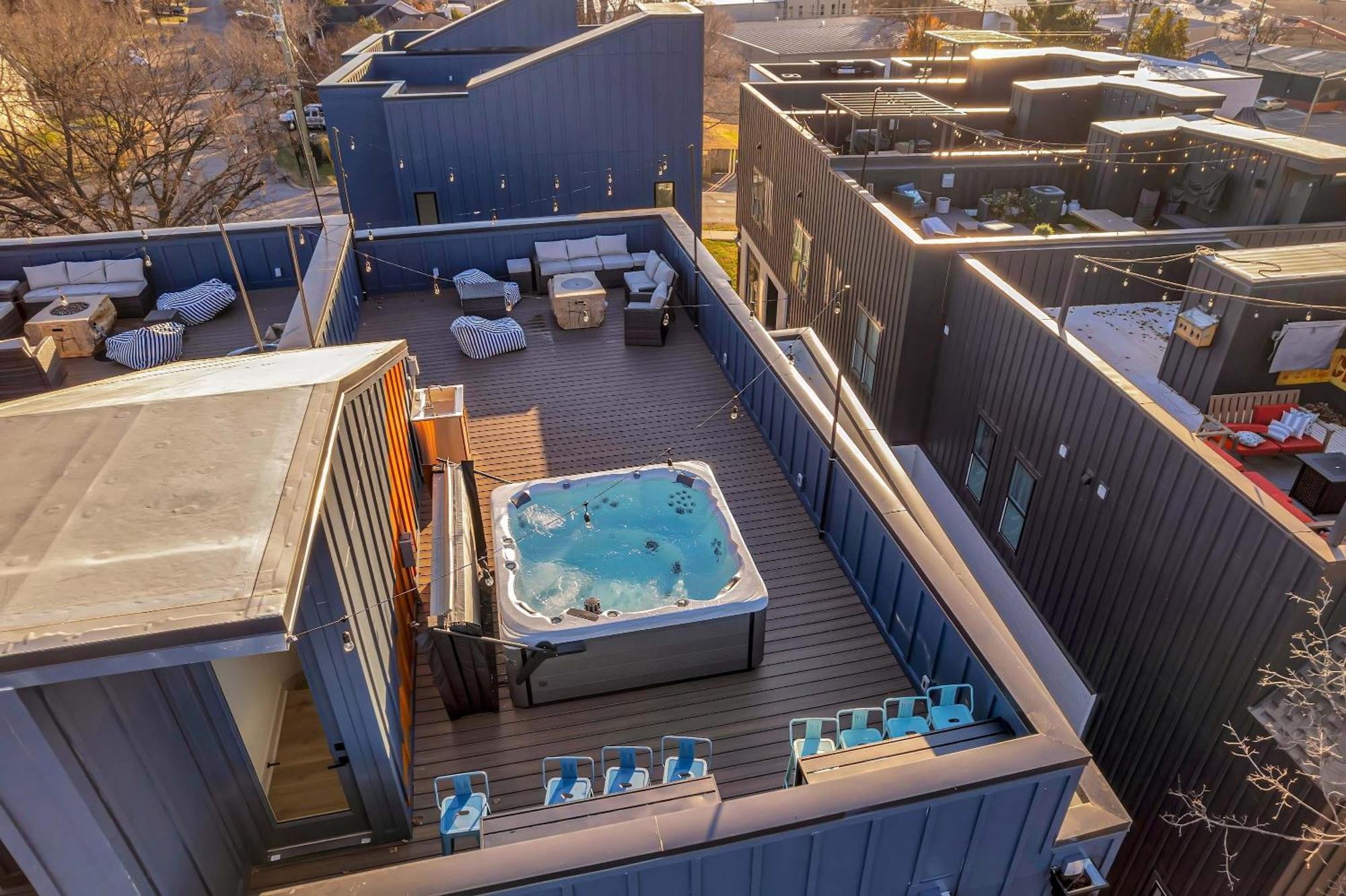 Twin Homes Rooftop Deck Hot Tub Outdoor Kitchen Nashville