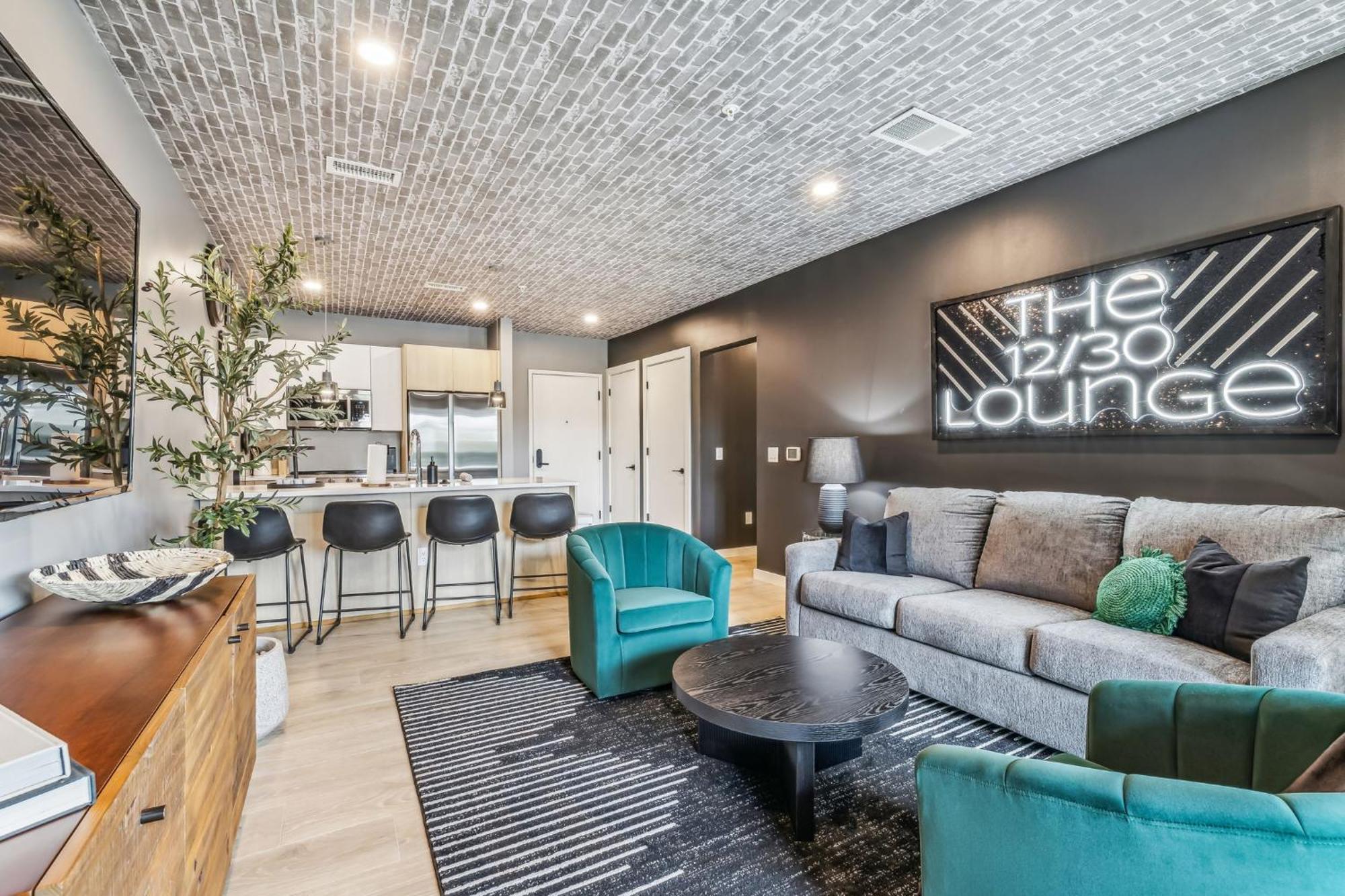 Holiday home The Twelve Thirty Lounge In Downtown