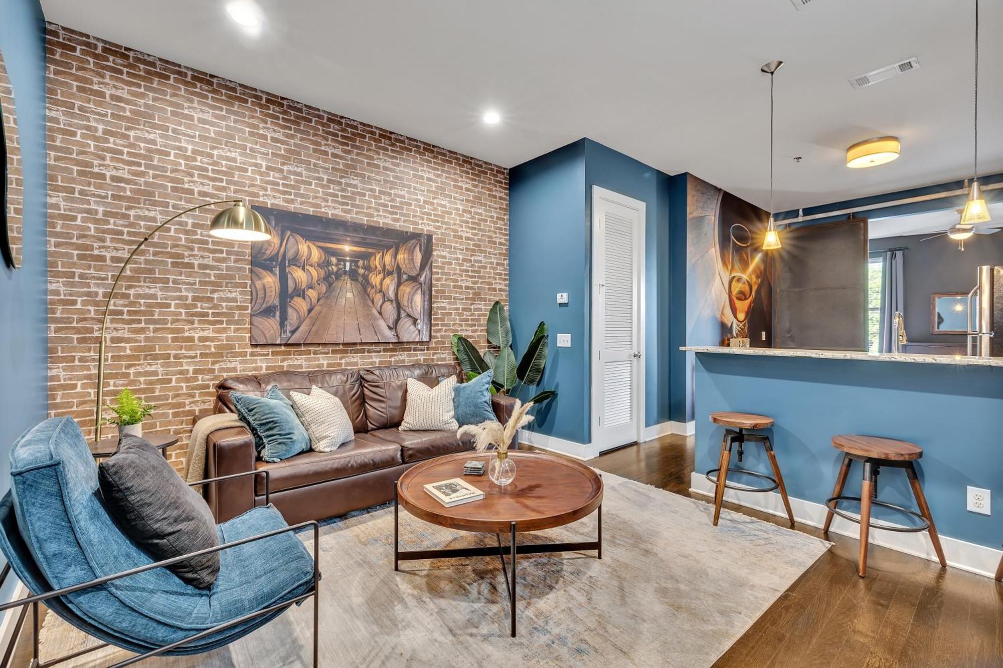 The Barrelhouse Loft In West End Near Vandy And Centennial * Nashville