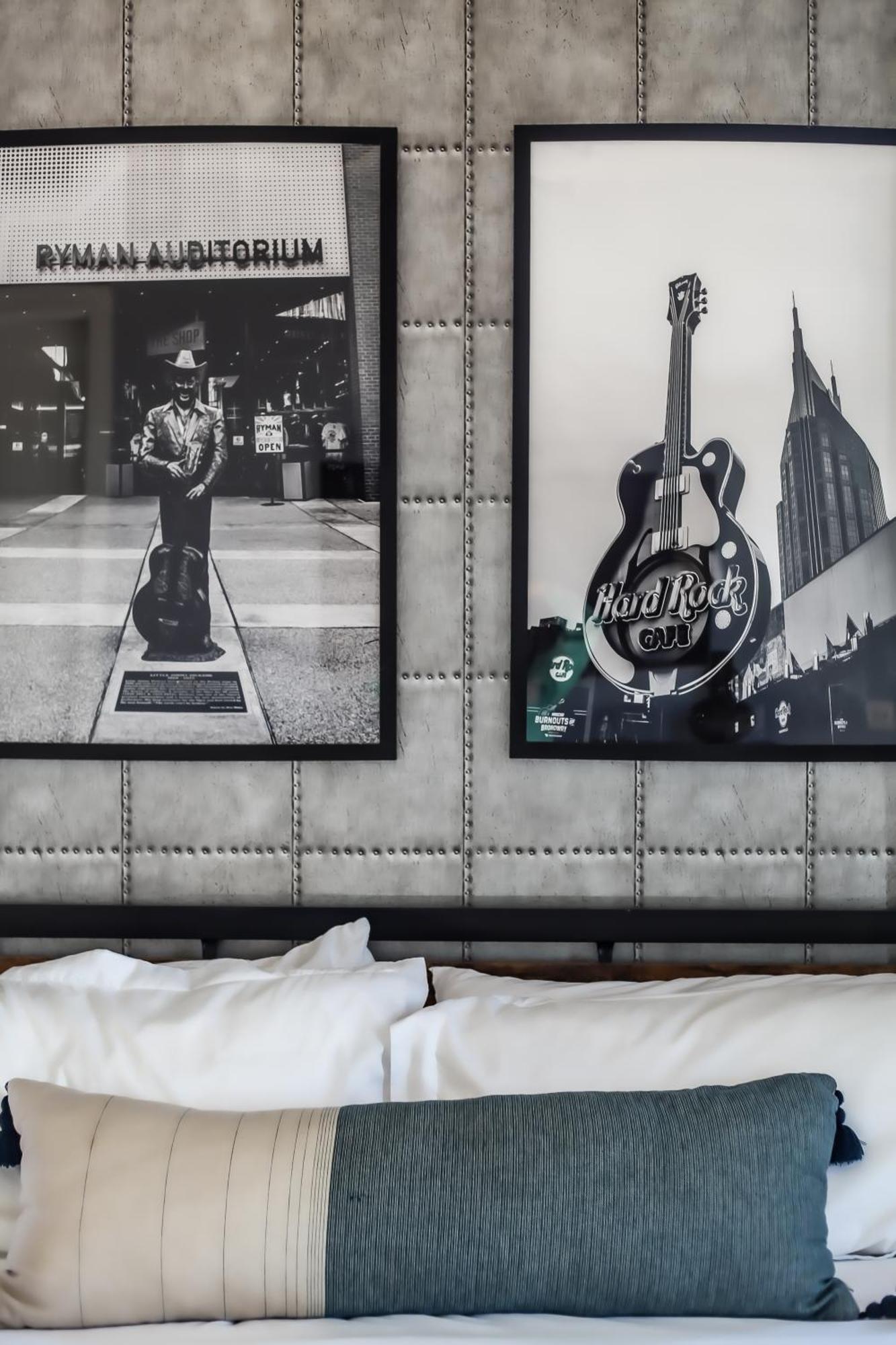 Broadway Blues At Lofts At Vandy West End Holiday home Nashville